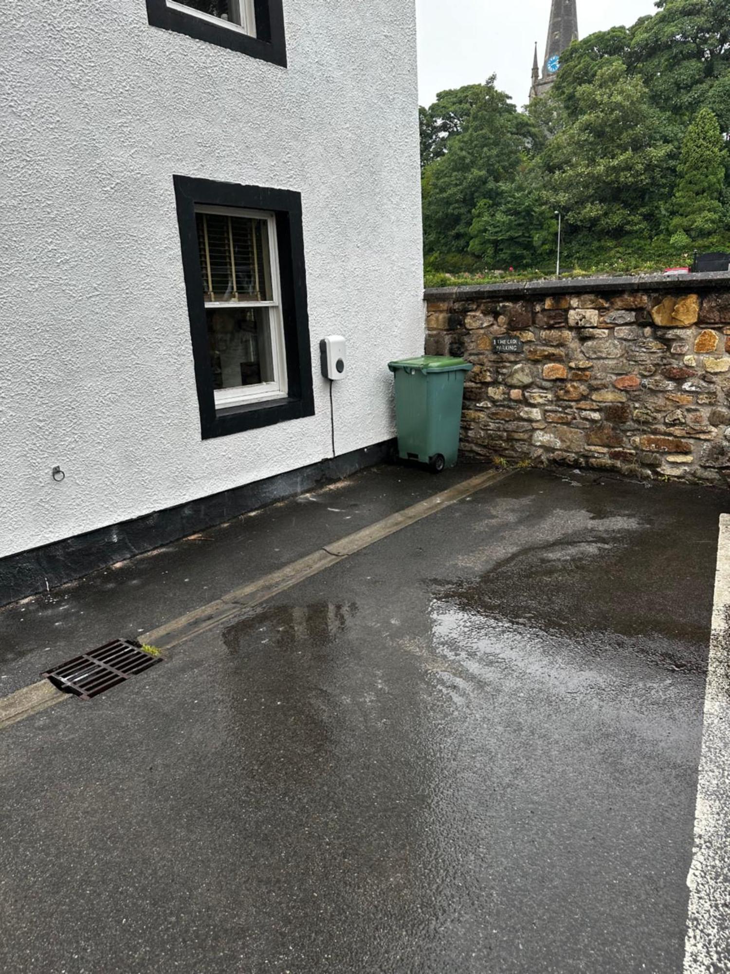 1 The Croft